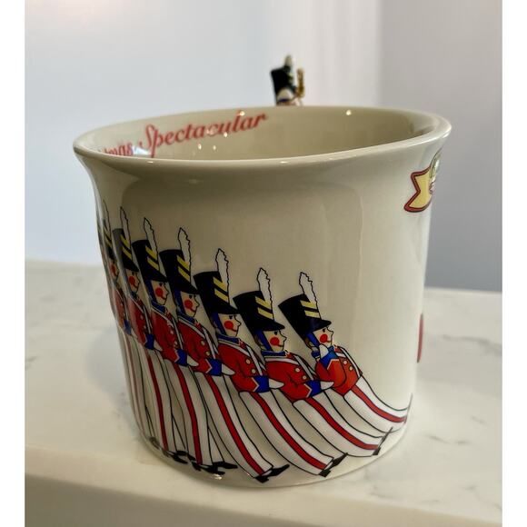 Radio City Music Hall "Parade of Wooden Soldiers" Christmas Spectacular Mug NWT - Picture 2 of 7
